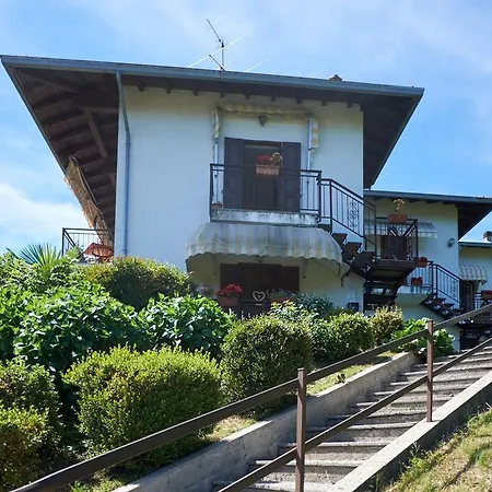 Nini Apartment